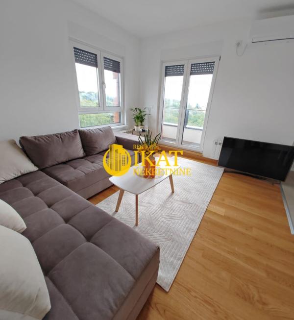 Slika 1 - Bulevar Kralja Aleksandra, Dvoiposoban stan za izdavanje, 56m2, 750€