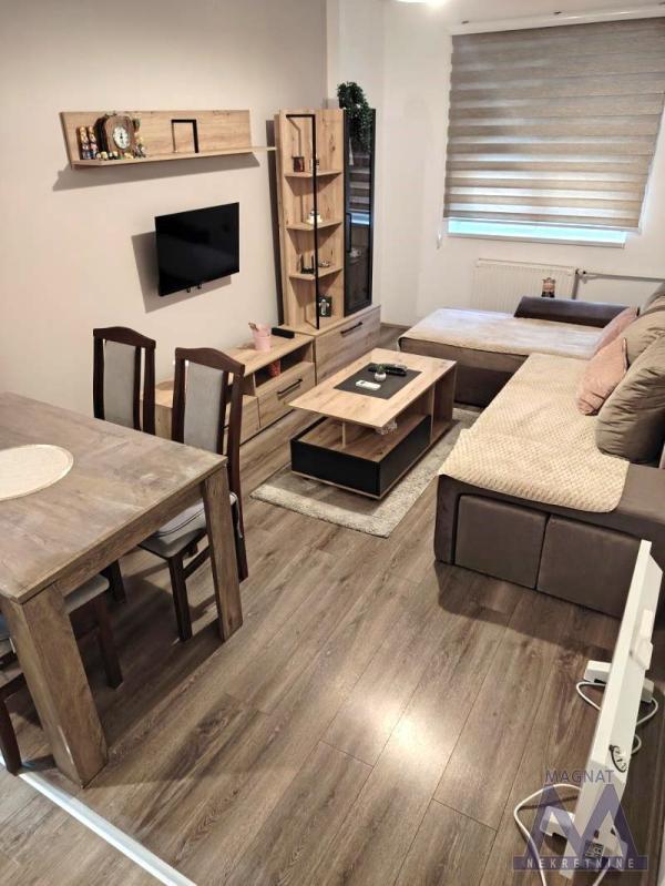 Glavna slika -Dvosoban stan za izdavanje, 450€