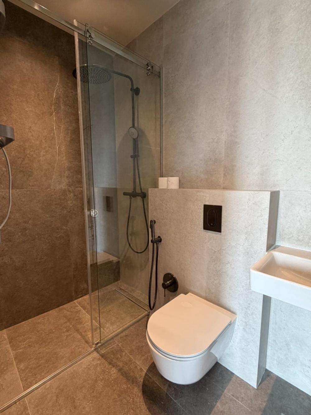 Slika 4 - Đorđa Stanojevića, Četvorosoban stan za izdavanje, 135m2, 3.000€