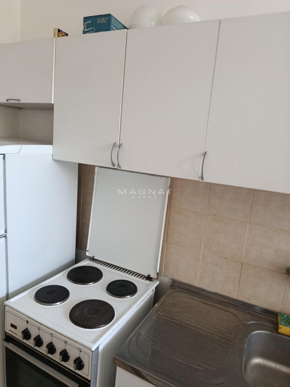 Slika 2 - Vlajkovićeva, Jednoiposoban stan za izdavanje, 46m2, 500€