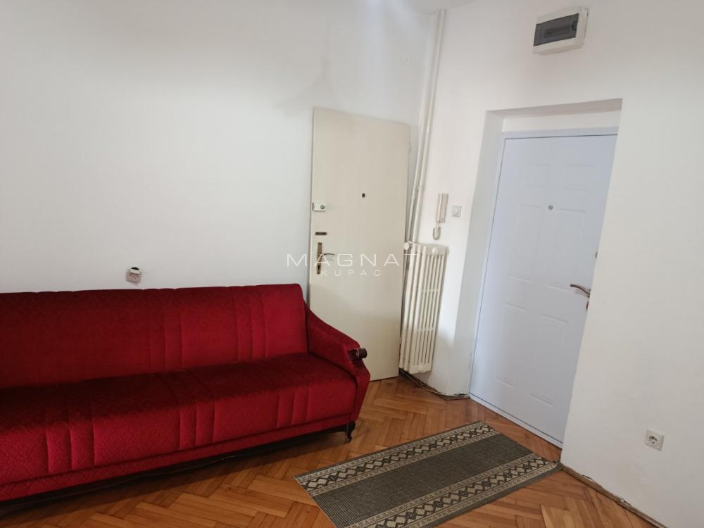 Slika 6 - Vlajkovićeva, Jednoiposoban stan za izdavanje, 46m2, 500€