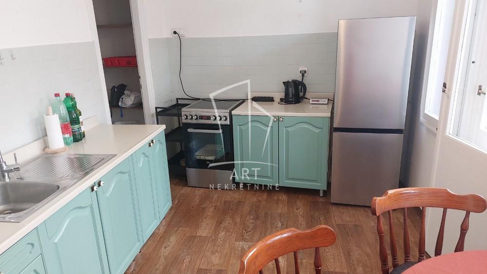 Slika 3 - Carigradska, Dvosoban stan za izdavanje, 63m2, 800€
