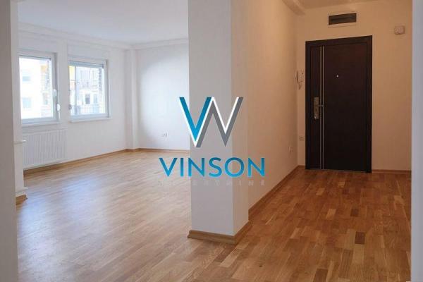 Slika 2 - Bulevar oslobođenja,  Lokal za izdavanje, 55m2, 500€