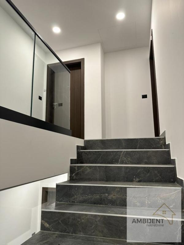 Slika 3 - Dvosoban stan na prodaju, 44m2, 155.000€