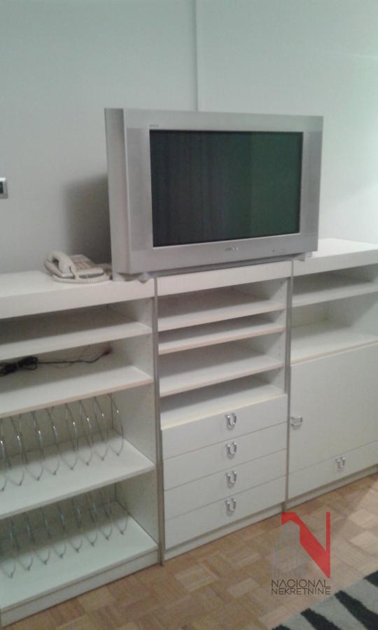 Slika 1 - JOŽEFA MARČOKA, Dvosoban stan za izdavanje, 49m2, 450€