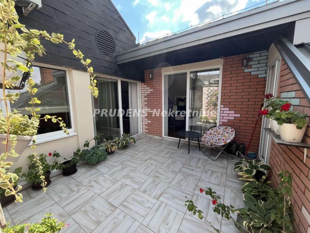 Slika 1 - Josipa Šenera, Trosoban stan na prodaju, 137m2, 375.000€