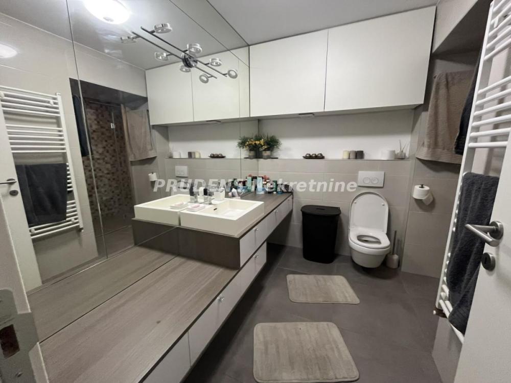 Slika 7 - Josipa Šenera, Trosoban stan na prodaju, 137m2, 375.000€