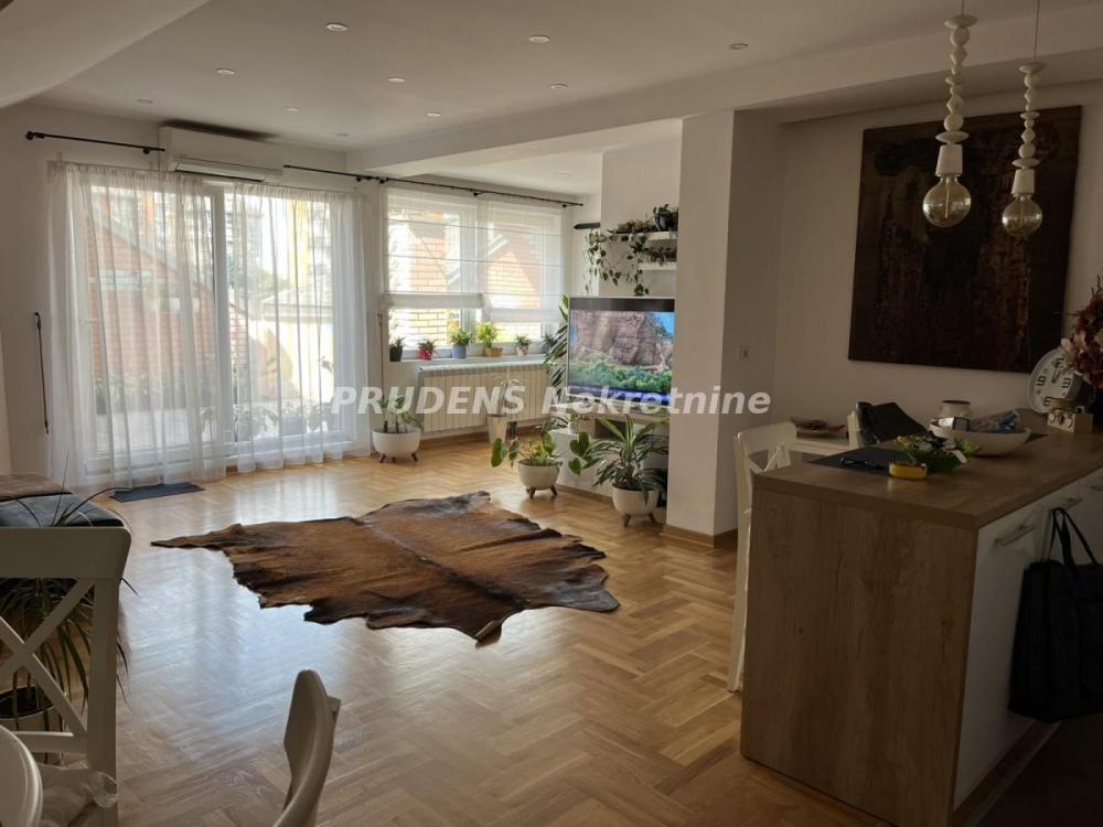 Slika 4 - Josipa Šenera, Trosoban stan na prodaju, 137m2, 375.000€