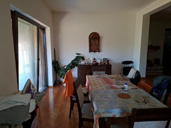 Slika 9 - Brdska,  Kuća na prodaju, 290m2, 380.000€