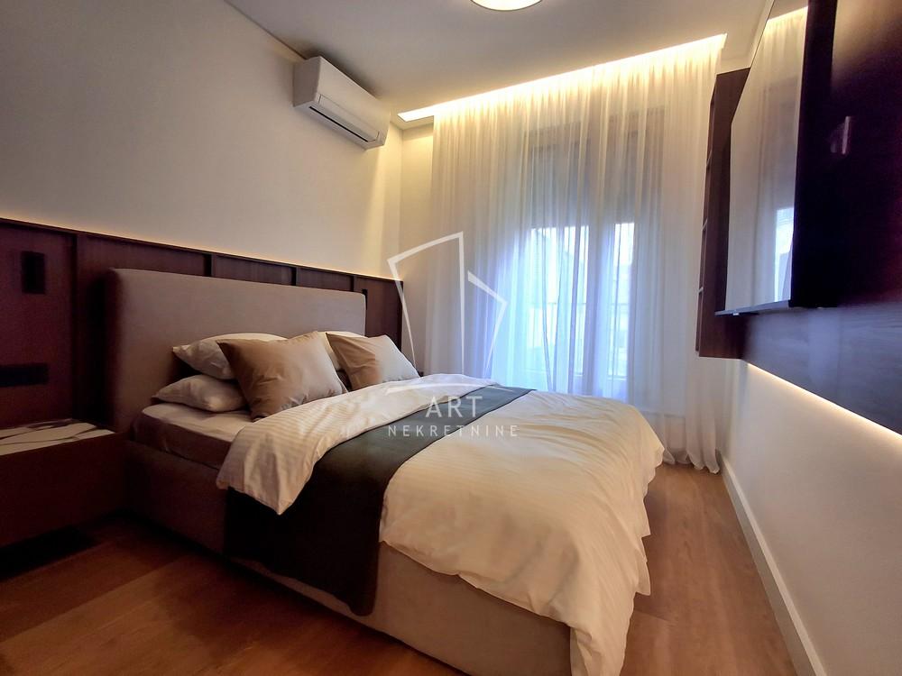 Slika 9 - Bulevar Kralja Aleksandra, Trosoban stan za izdavanje, 88m2, 1.900€