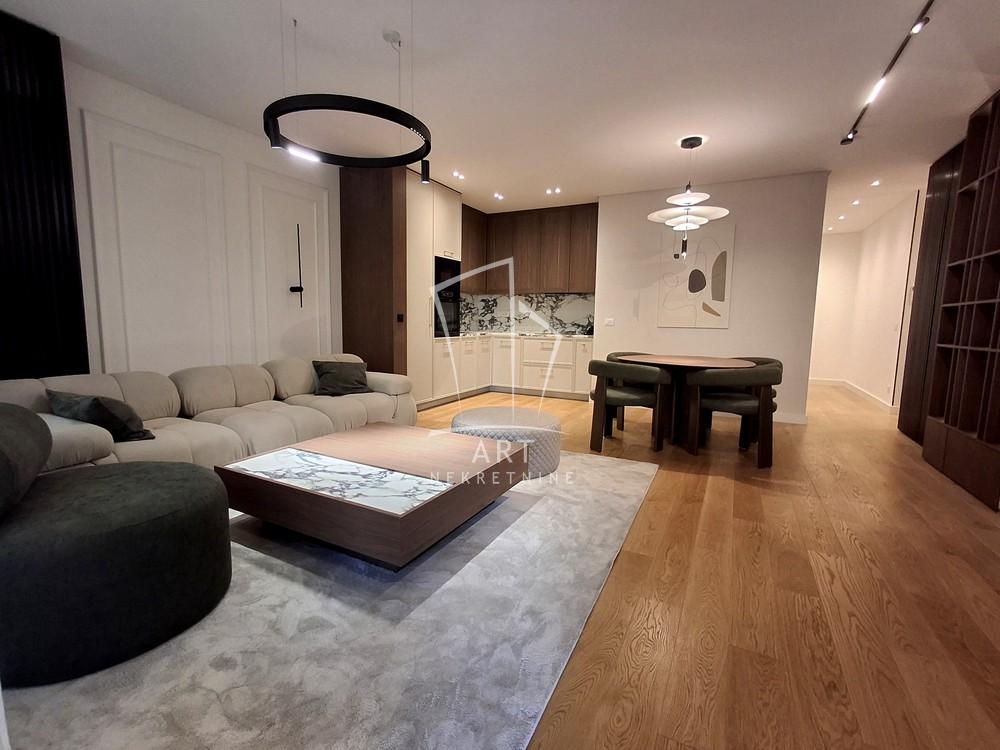 Slika 1 - Bulevar Kralja Aleksandra, Trosoban stan za izdavanje, 88m2, 1.900€
