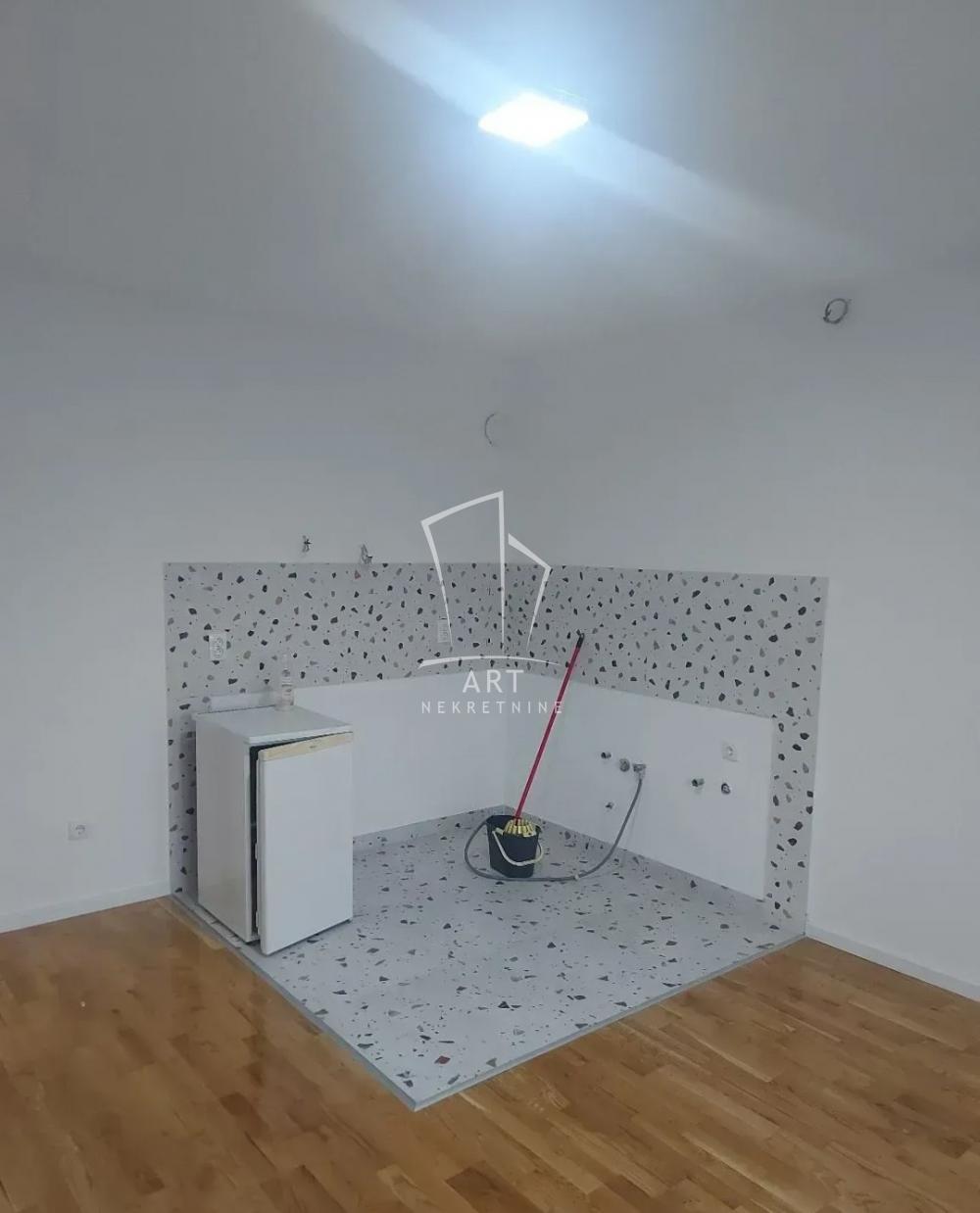 Slika 4 - Vojvode Milenka, Jednoiposoban stan za izdavanje, 44m2, 750€