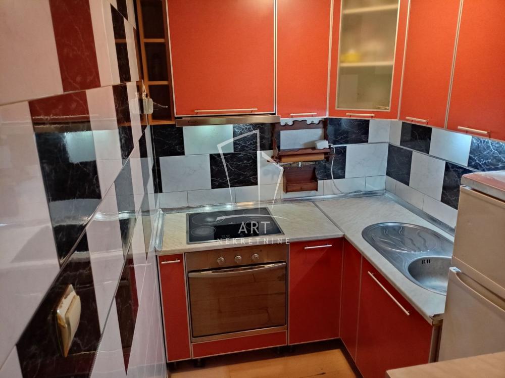 Slika 3 - Kulina Bana, Petoiposoban stan za izdavanje, 160m2, 1.800€