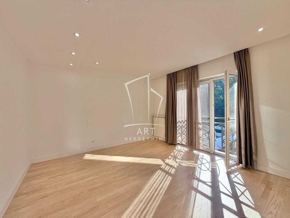 Slika 9 - 6. ličke divizije,  Kuća na prodaju, 182m2, 750.000€