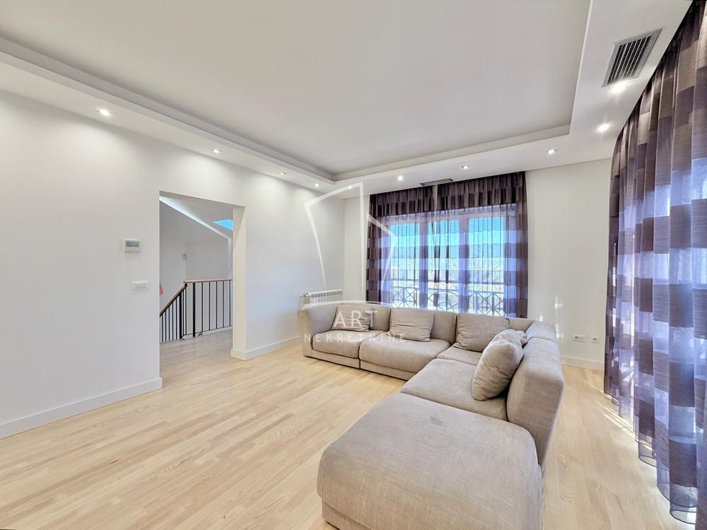 Slika 4 - 6. ličke divizije,  Kuća na prodaju, 182m2, 750.000€