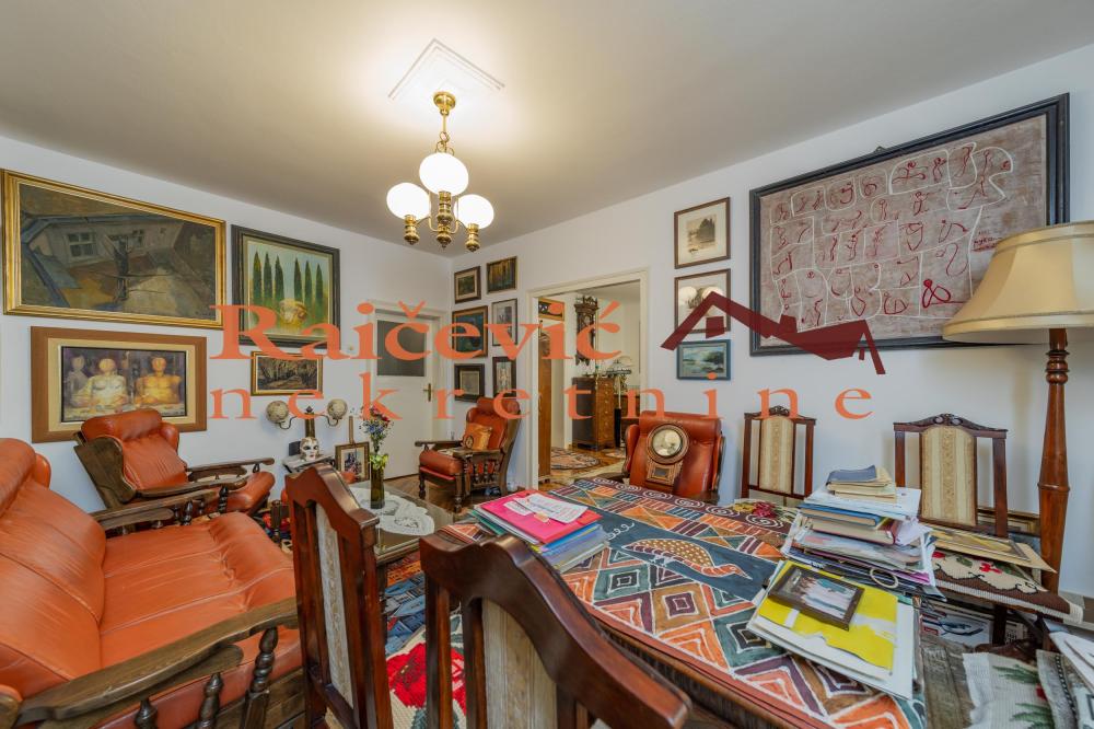 Slika 6 - Ljubomira Stojanovica, Trosoban stan na prodaju, 72m2, 350.000€