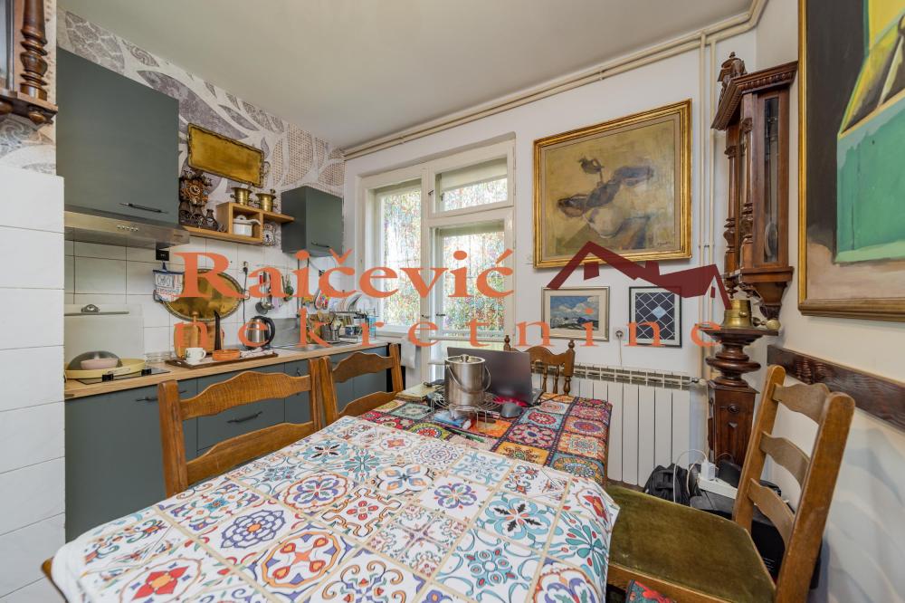 Slika 11 - Ljubomira Stojanovica, Trosoban stan na prodaju, 72m2, 350.000€