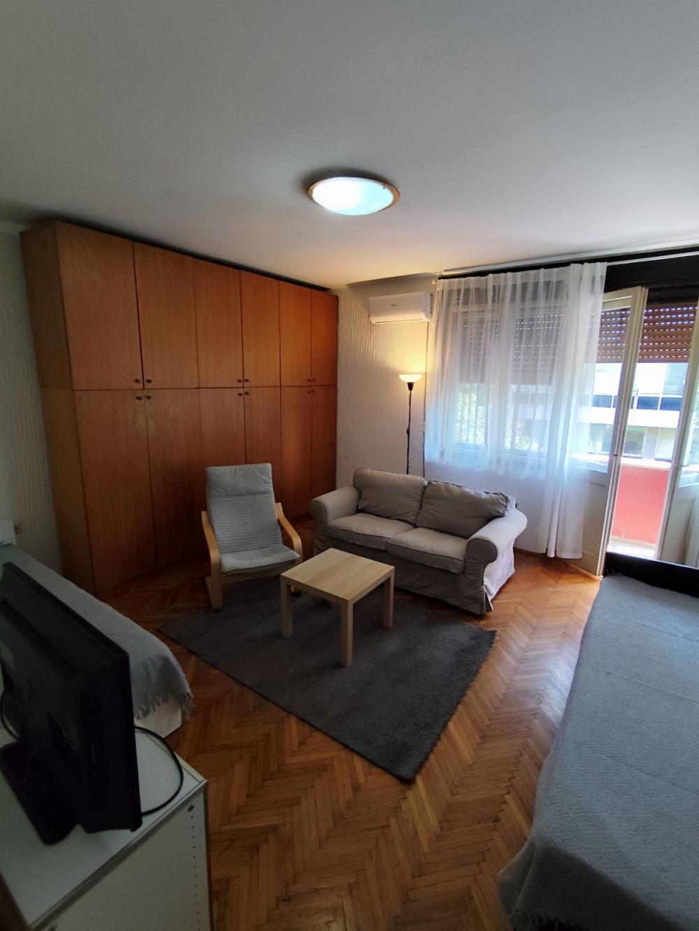 Slika 2 - Kumanovska, Jednosoban stan za izdavanje, 40m2, 580€