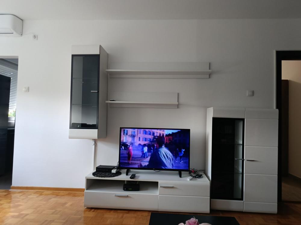 Glavna slika -Milića Rakića, Trosoban stan za izdavanje, 66m2, 700€