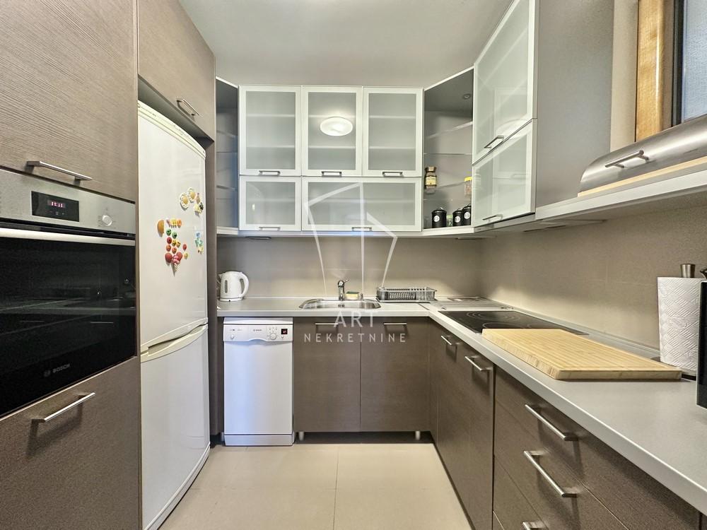 Slika 6 - Kneginje Zorke, Trosoban stan za izdavanje, 63m2, 1.000€