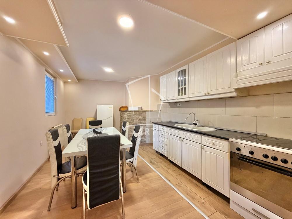 Slika 2 - Svete Milutinovića, Trosoban stan na prodaju, 73m2, 150.000€