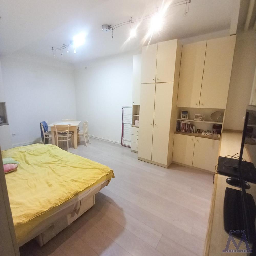 Slika 2 -  Stan na prodaju, 27m2, 88.000€