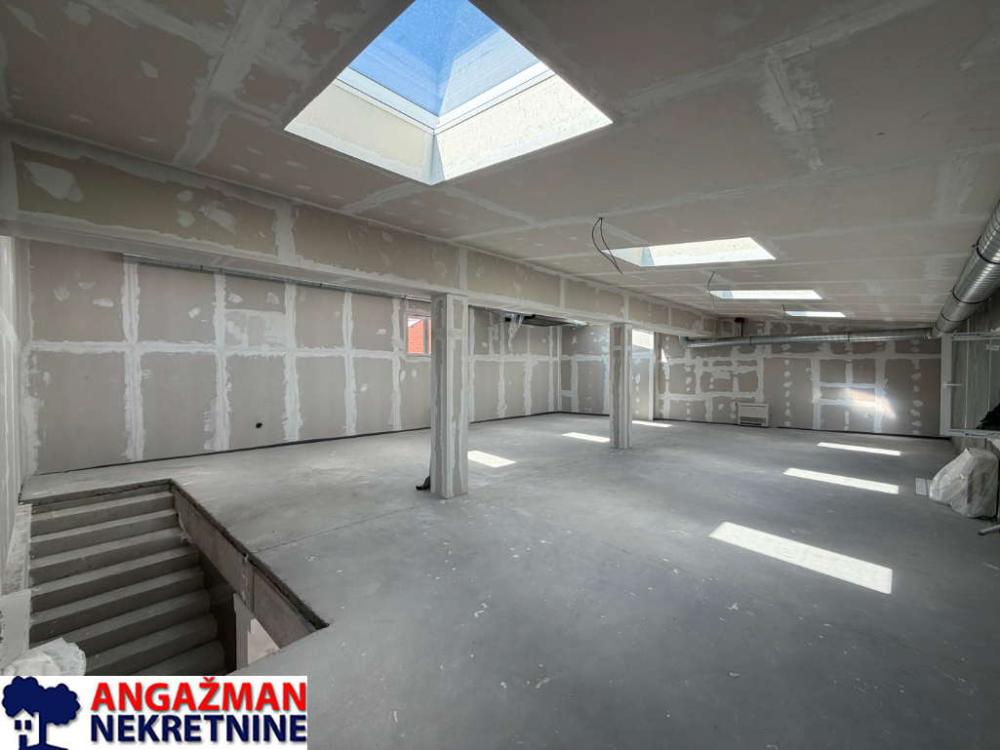 Slika 0 - Gundulićeva,  Lokal na prodaju, 244m2, 595.000€