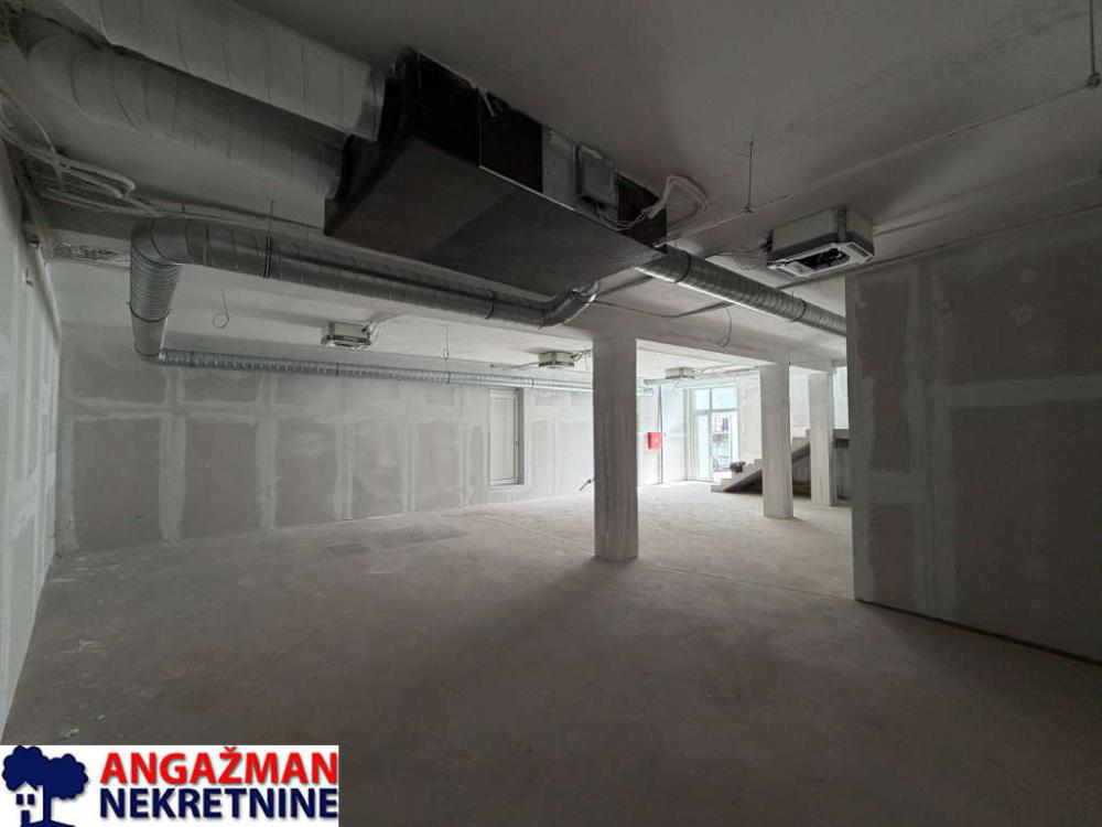 Slika 3 - Gundulićeva,  Lokal na prodaju, 244m2, 595.000€