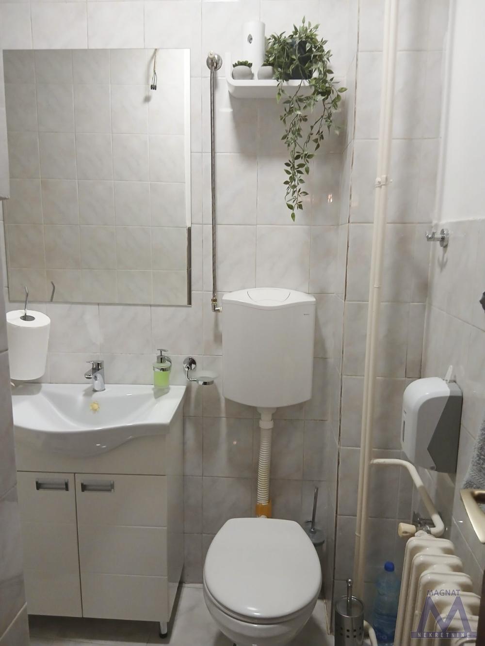 Slika 5 - Četvorosoban stan za izdavanje, 1.200€