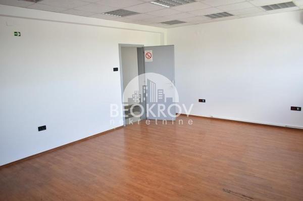 Slika 1 - Cara Dušana,  Lokal za izdavanje, 216m2, 2.376€
