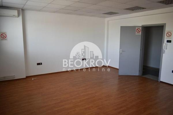 Slika 4 - Cara Dušana,  Lokal za izdavanje, 216m2, 2.376€