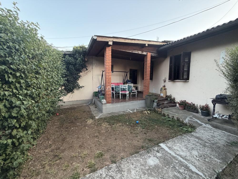 Slika 10 - Bulevar Patrijarha Pavla,  Kuća na prodaju, 74m2, 135.000€