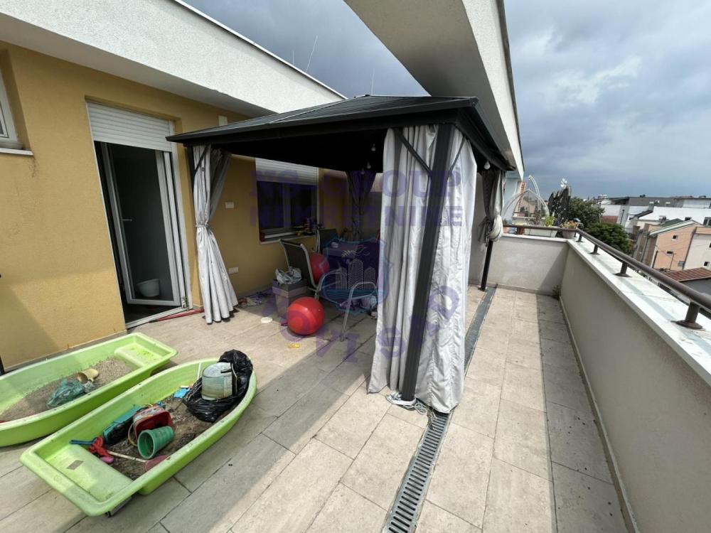 Slika 11 - Četvorosoban stan na prodaju, 108m2, 233.400€