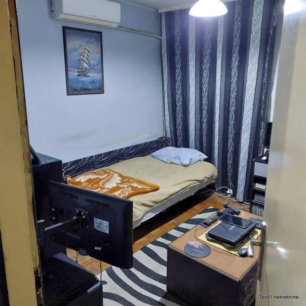 Slika 2 - Mića Radakovića, Dvoiposoban stan na prodaju, 54m2, 186.000€