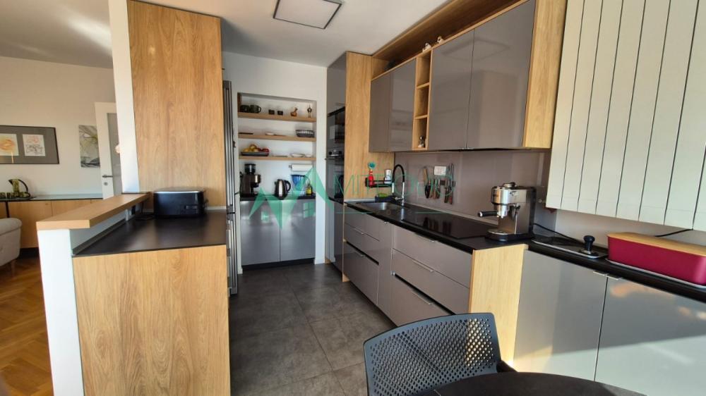 Slika 11 - Dvoiposoban stan na prodaju, 71m2, 270.000€