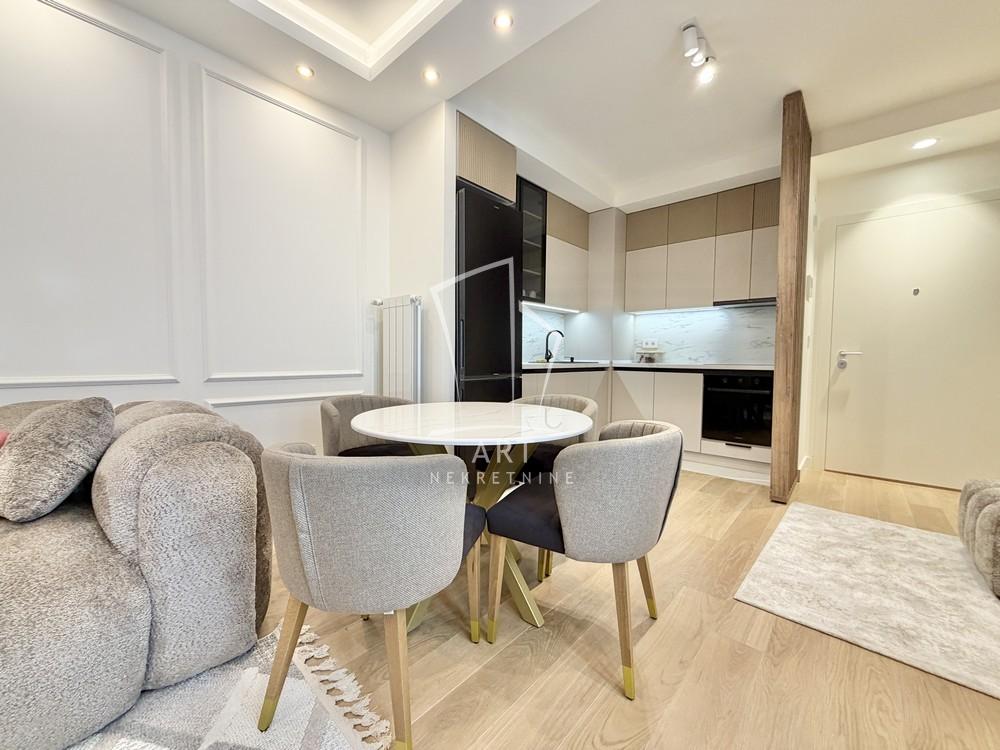 Slika 2 - Luke Ćelovića Trebinjca, Trosoban stan za izdavanje, 74m2, 2.200€