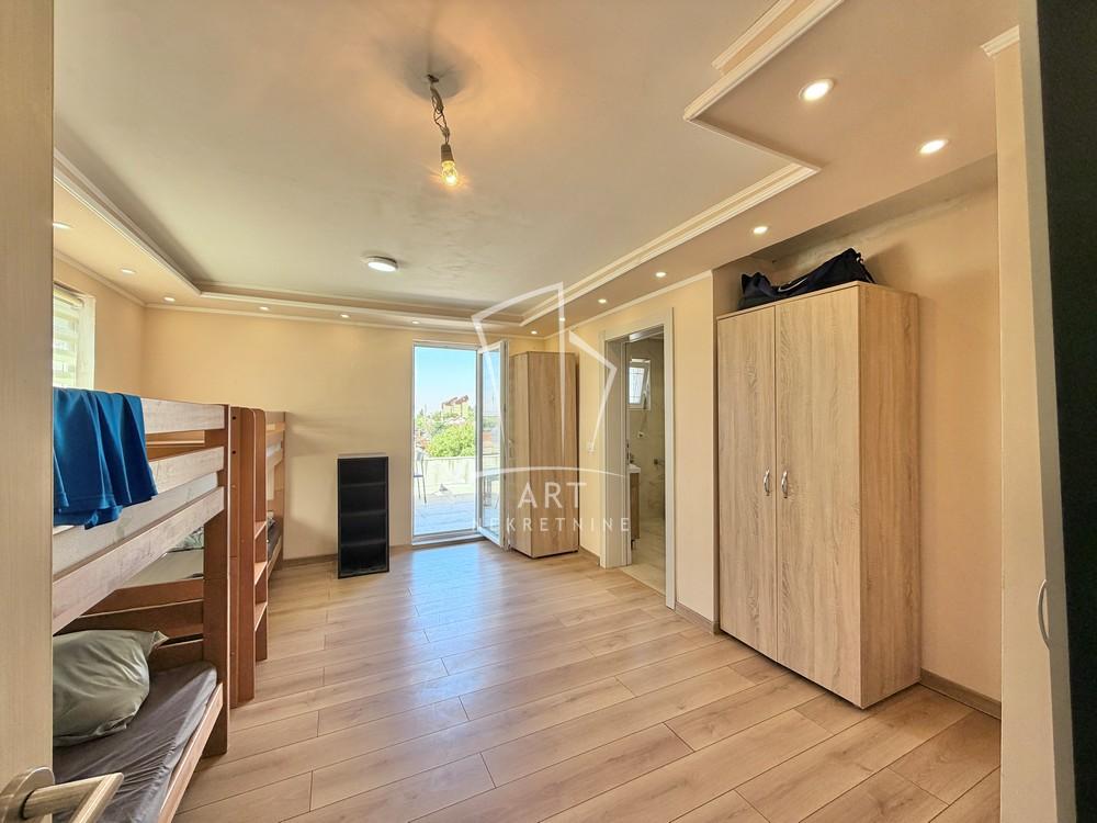 Slika 9 - Svete Milutinovića, Četvorosoban stan na prodaju, 134m2, 335.000€