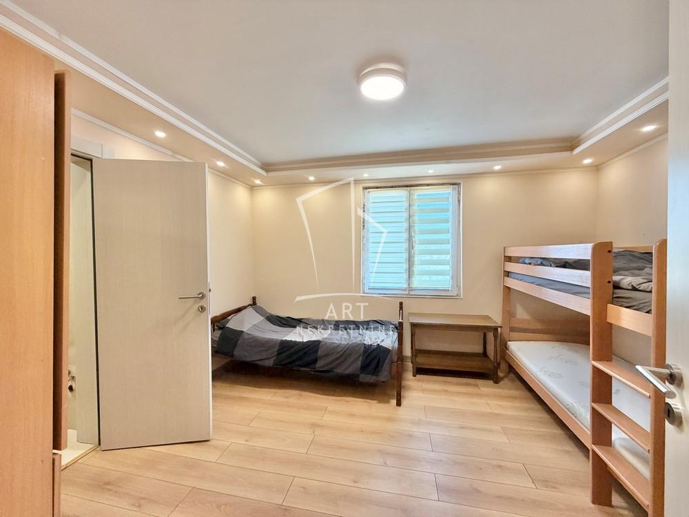 Slika 8 - Svete Milutinovića, Četvorosoban stan na prodaju, 134m2, 335.000€