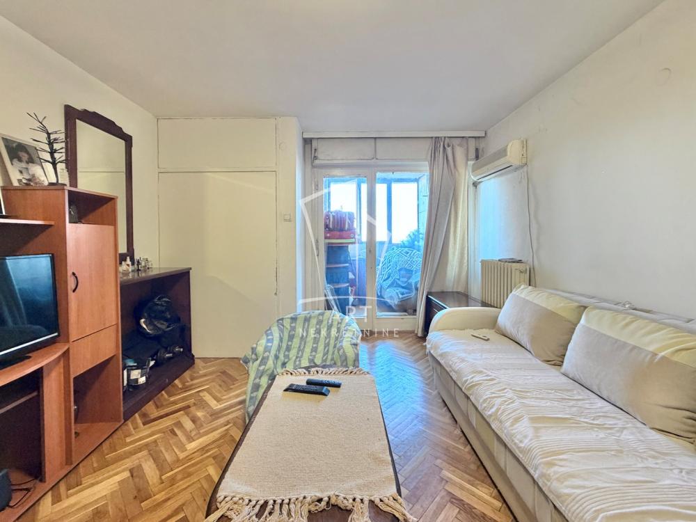 Slika 1 - Bulevar despota Stefana, Dvoiposoban stan na prodaju, 70m2, 220.000€