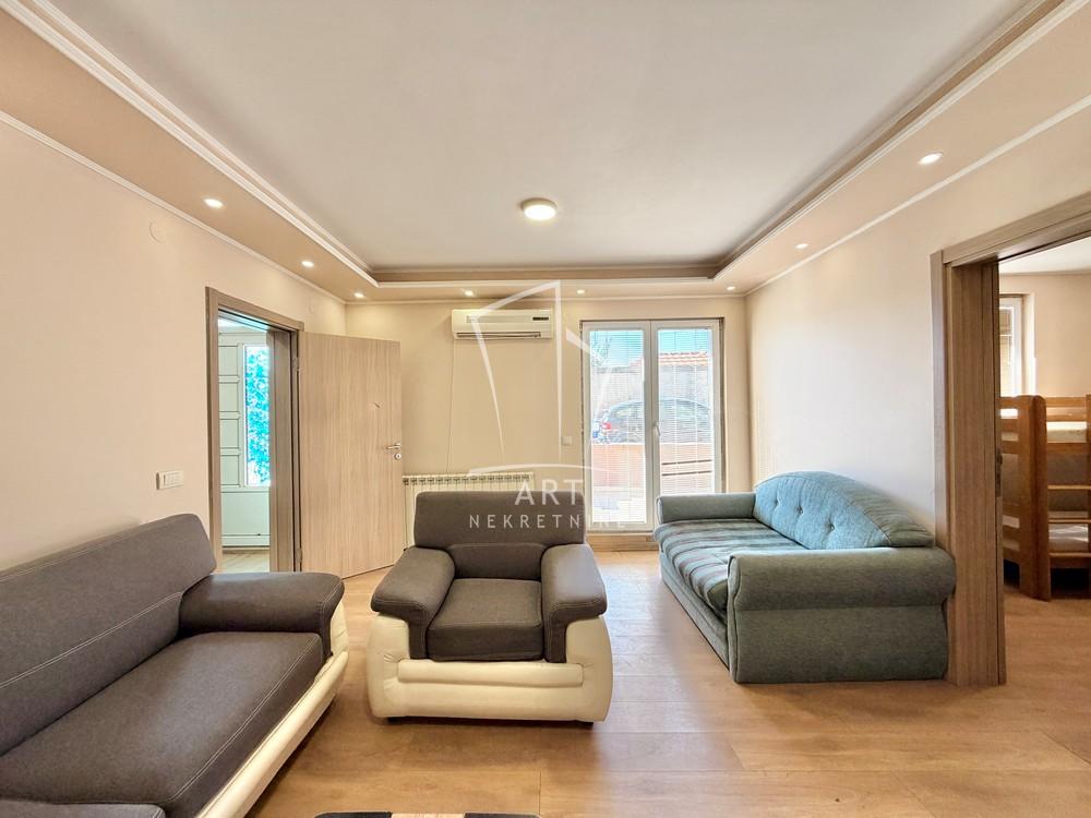 Slika 1 - Svete Milutinovića, Trosoban stan na prodaju, 73m2, 150.000€
