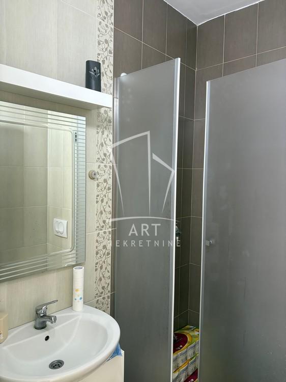 Slika 9 - Jurija Gagarina,  Lokal za izdavanje, 91m2, 1.300€