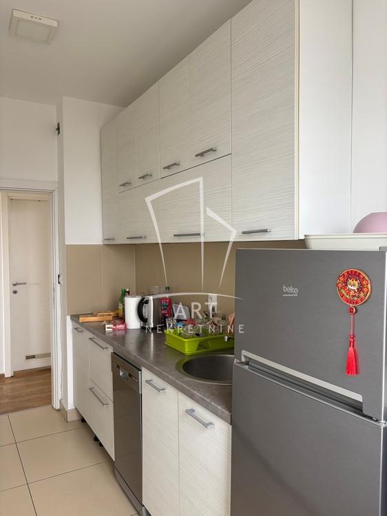 Slika 4 - Jurija Gagarina,  Lokal za izdavanje, 91m2, 1.300€