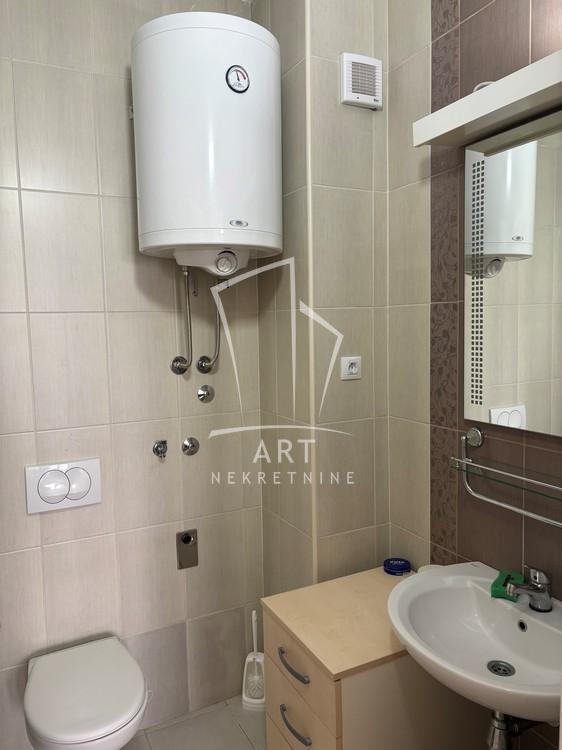 Slika 7 - Jurija Gagarina,  Lokal za izdavanje, 91m2, 1.300€