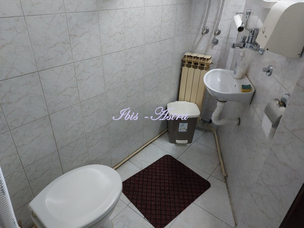 Slika 7 - Gundulićev Venac,  Lokal za izdavanje, 60m2, 800€