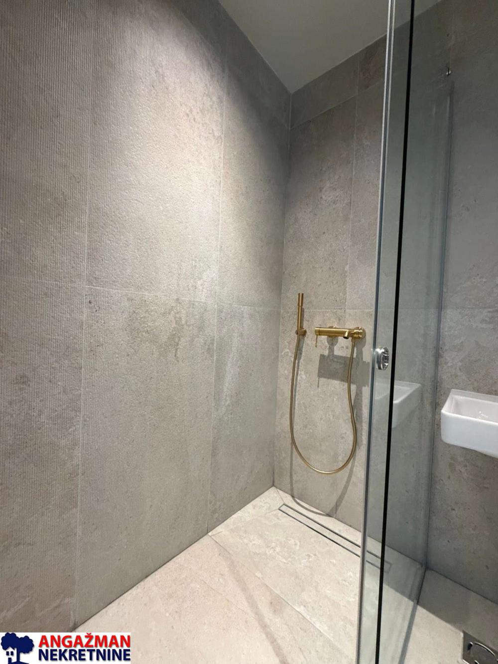 Slika 5 - Omladinskih brigada, Četvorosoban stan na prodaju, 134m2, 549.990€