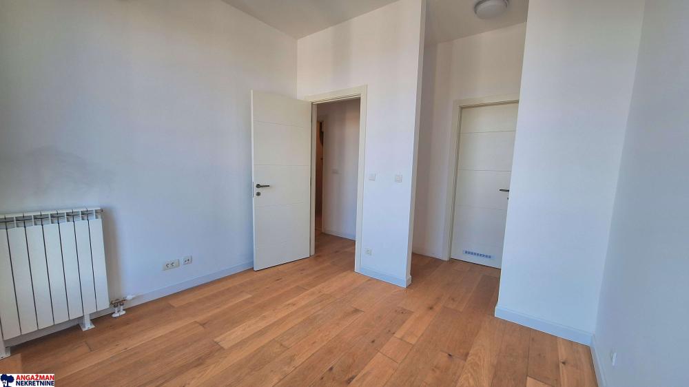 Slika 3 - Tadije Sondermajera, Trosoban stan na prodaju, 107m2, 430.000€