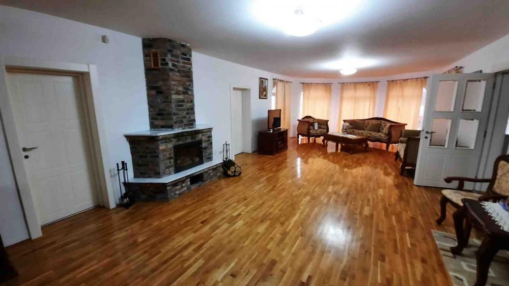 Slika 5 - Put za Markoviće, Kuća za izdavanje, 554m2, 8.000€
