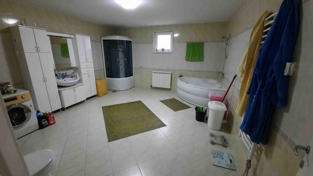 Slika 10 - Put za Markoviće, Kuća za izdavanje, 554m2, 8.000€