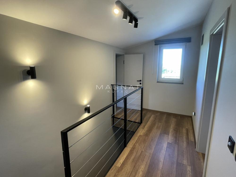 Slika 6 - Kralja Petra I,  Kuća na prodaju, 148m2, 259.000€
