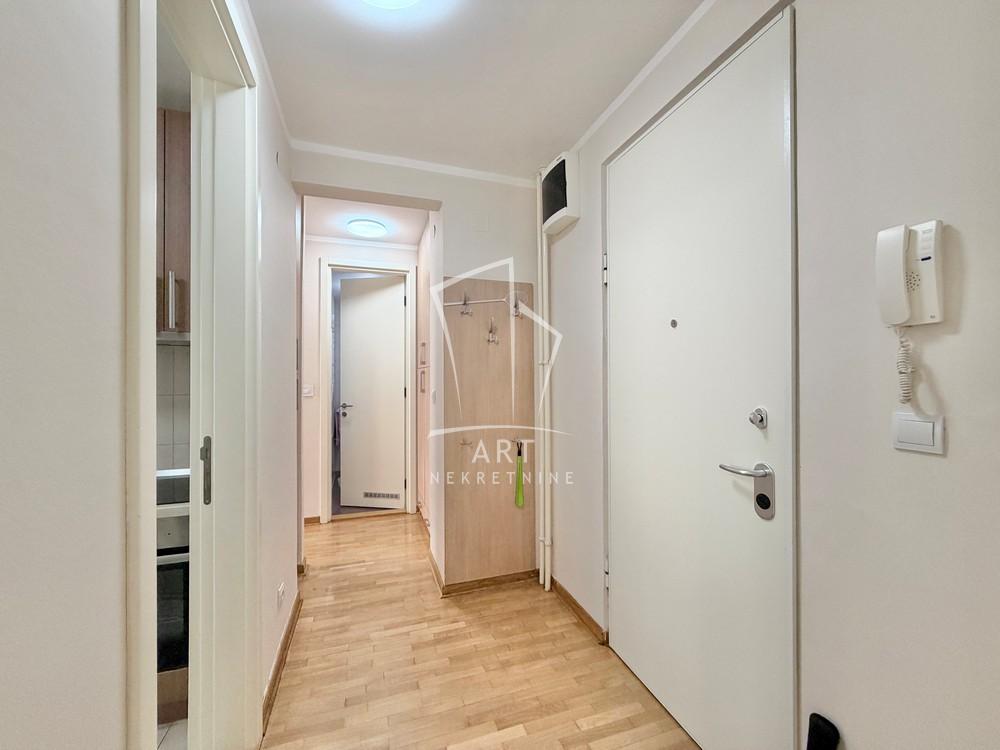 Slika 7 - Jurija Gagarina, Dvosoban stan za izdavanje, 68m2, 1.200€